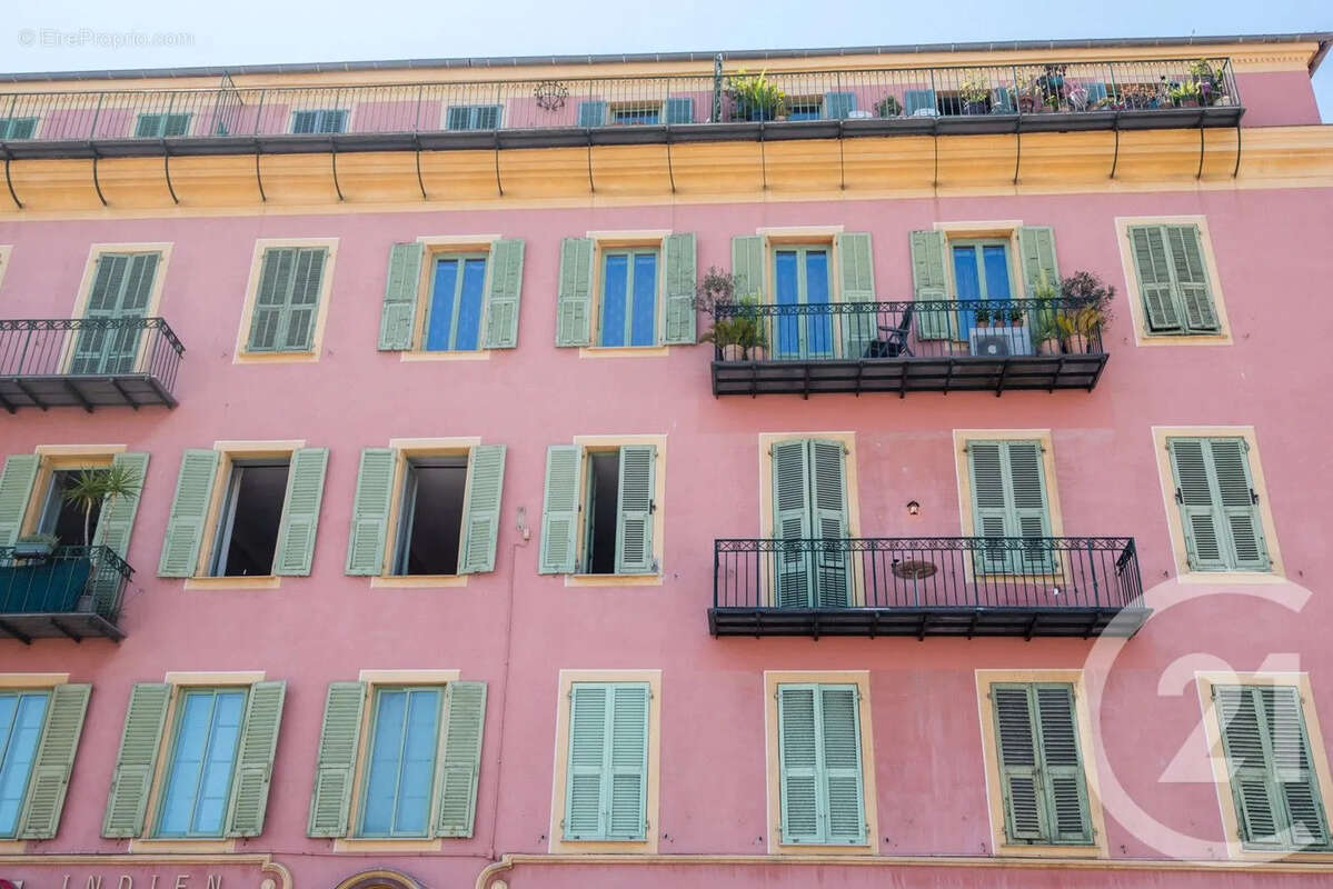 Appartement 80 m² à Nice  - photo 17