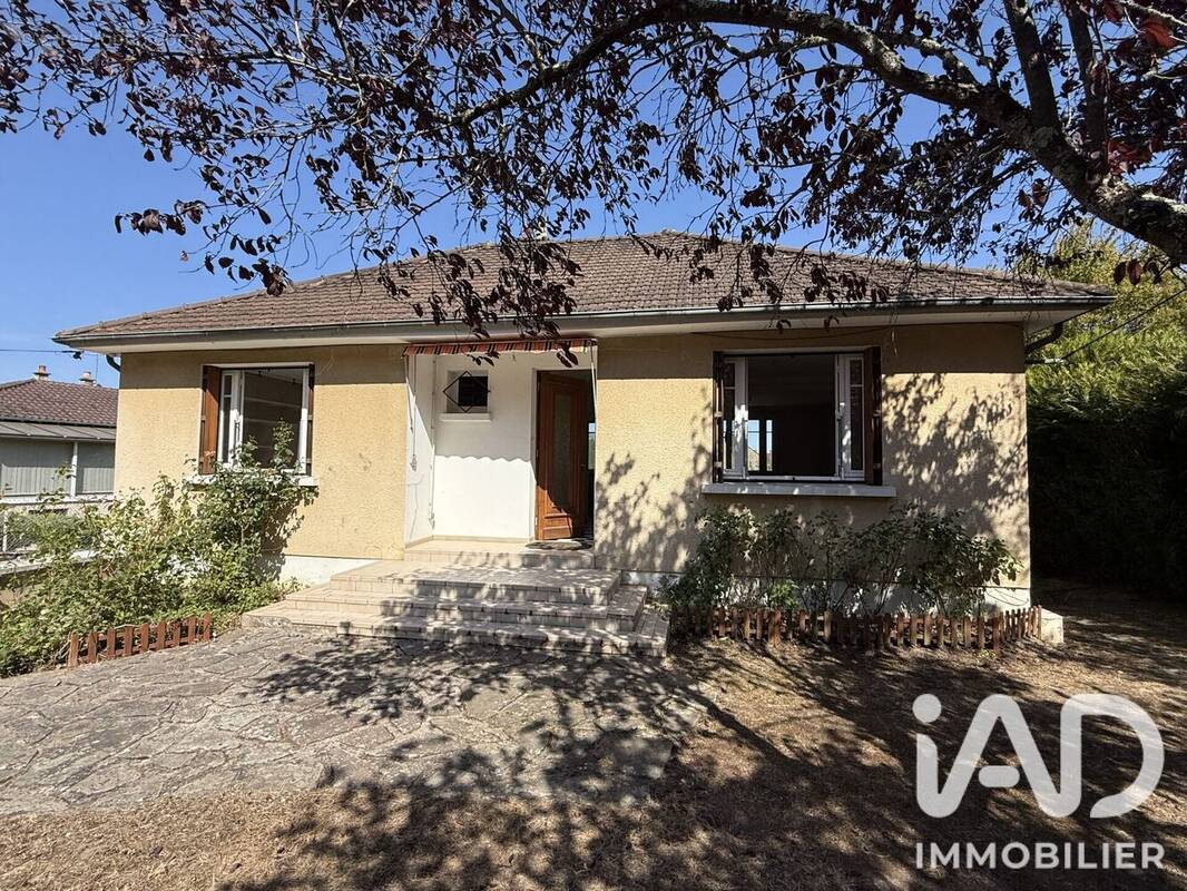 Photo 1 - Maison à SAINT-AMAND-MONTROND