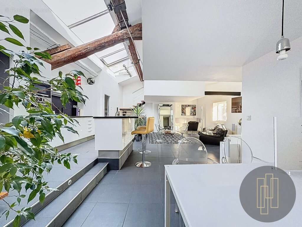 Appartement à VILLEFRANCHE-SUR-SAONE