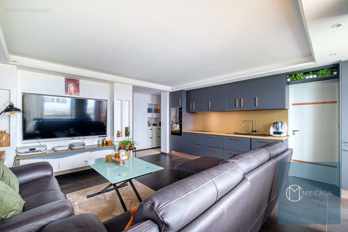 T3 bis de 71 m2 avec vue panoramique sur Lyon - photo 11