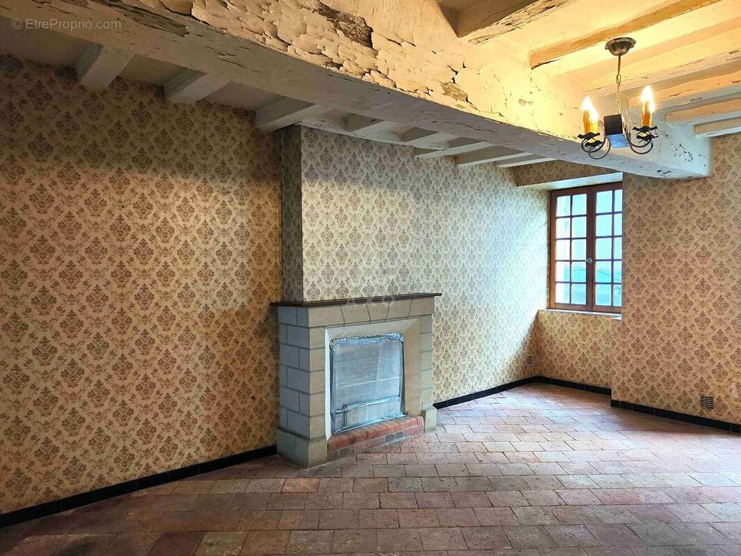 Maison à MORANNES