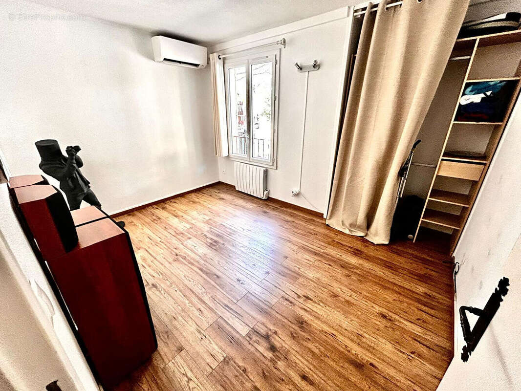 Appartement à MOUGINS