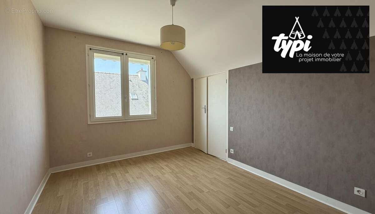 Maison 106 m² à Caudan  - photo 4