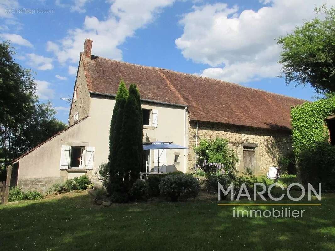 Maison à MAISON-FEYNE