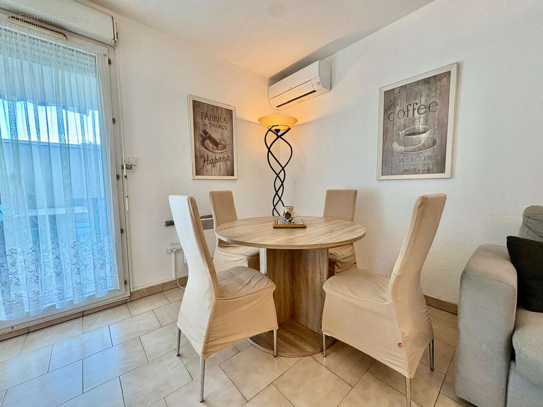83600 frejus plage appartement f2 en rez de jardin garage piscine - photo 9