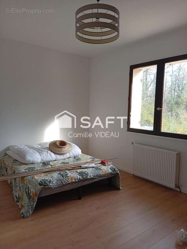 Photo 7 - Maison à SAINT-PIERRE-DU-PALAIS