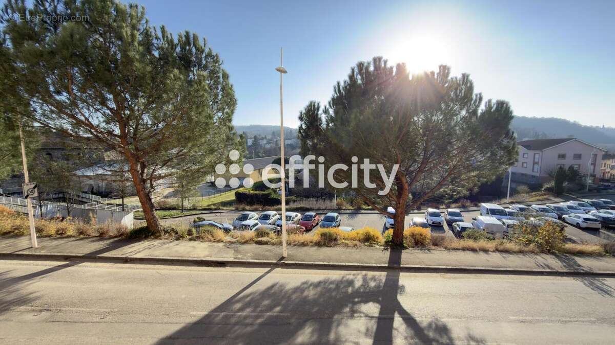 Appartement à PONT-EVEQUE