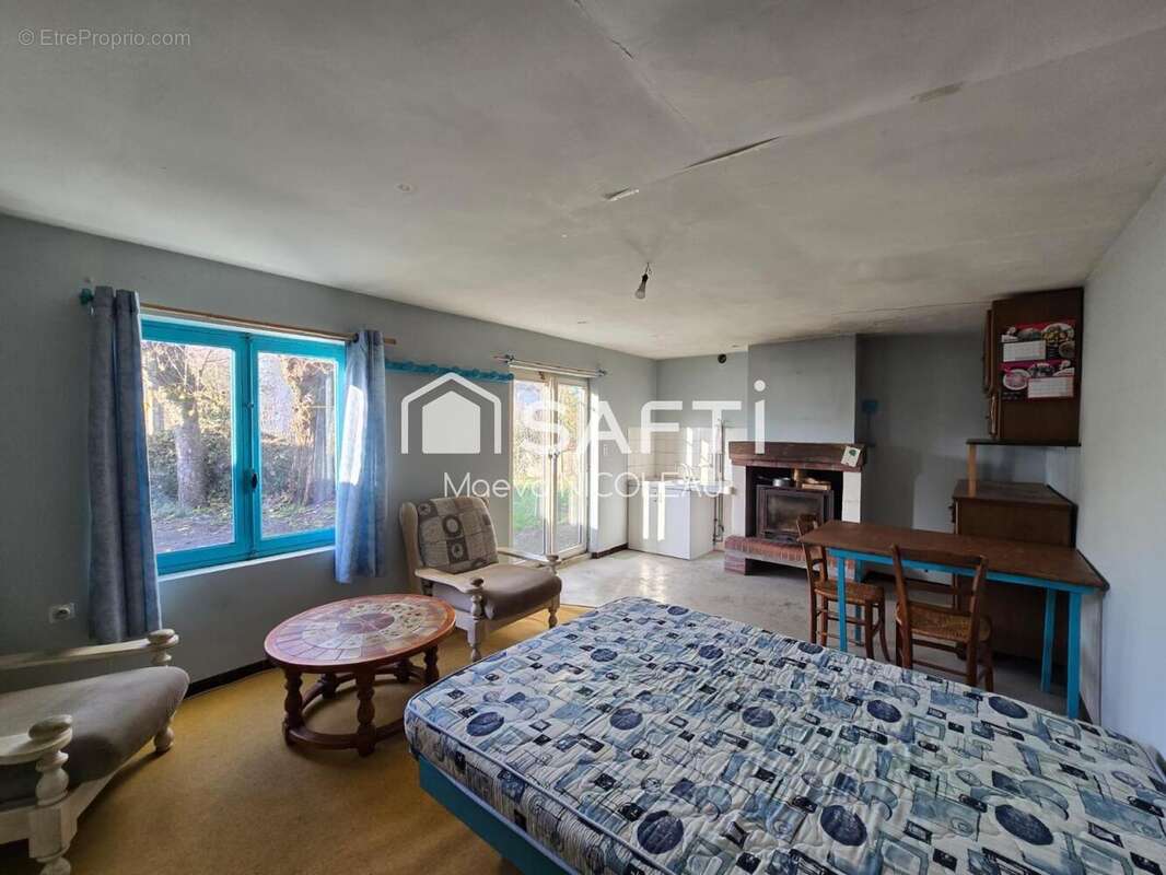 Photo 2 - Maison à LA FOYE-MONJAULT