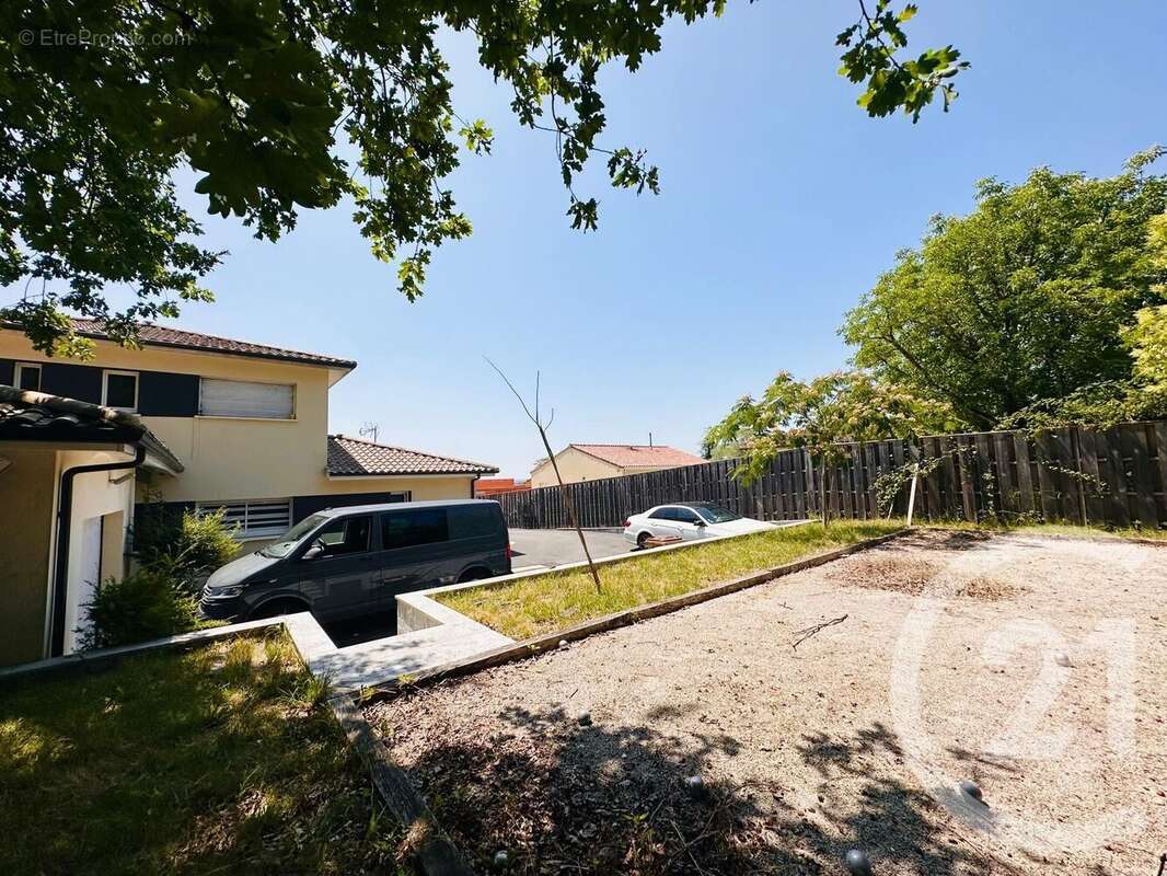 Maison à SAINT-ANDRE-DE-CUBZAC