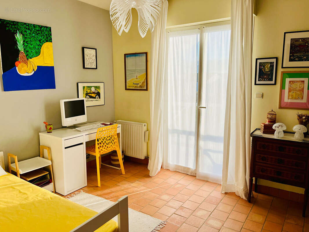 Maison à TONNAY-CHARENTE