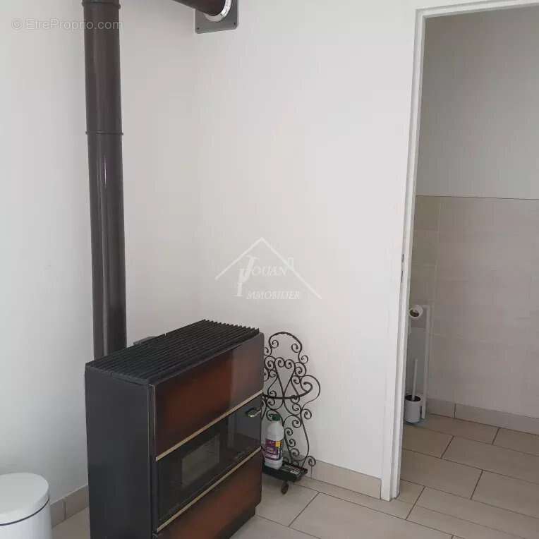 Appartement à TRETEAU