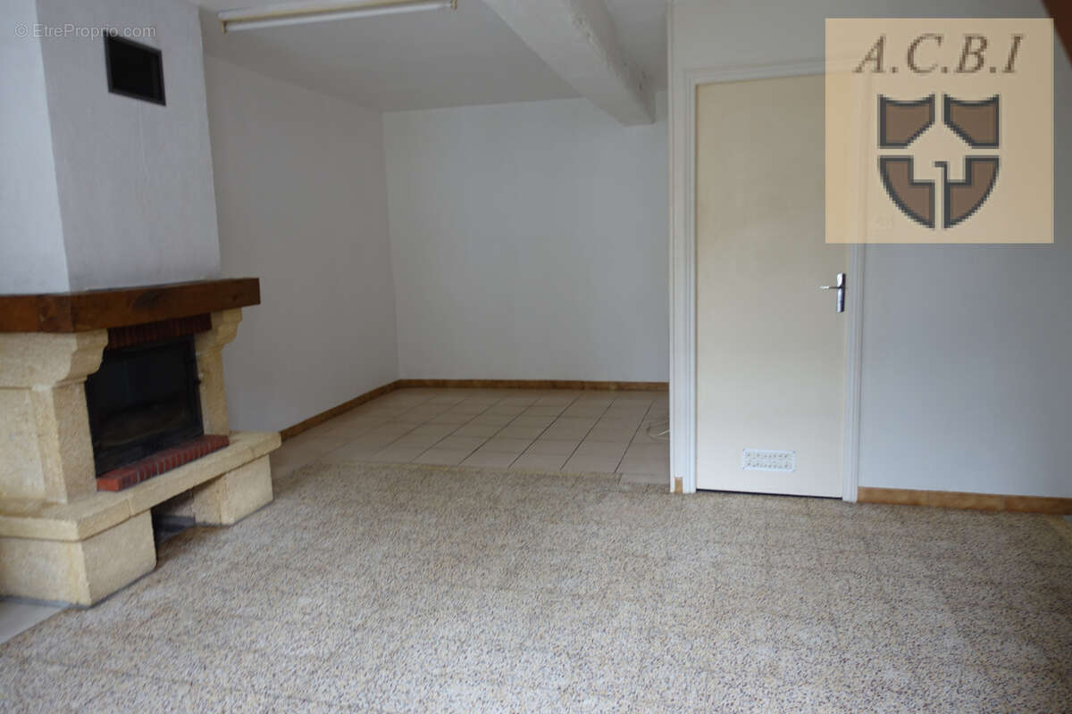 Oucques hyper centre maison de ville - photo 6