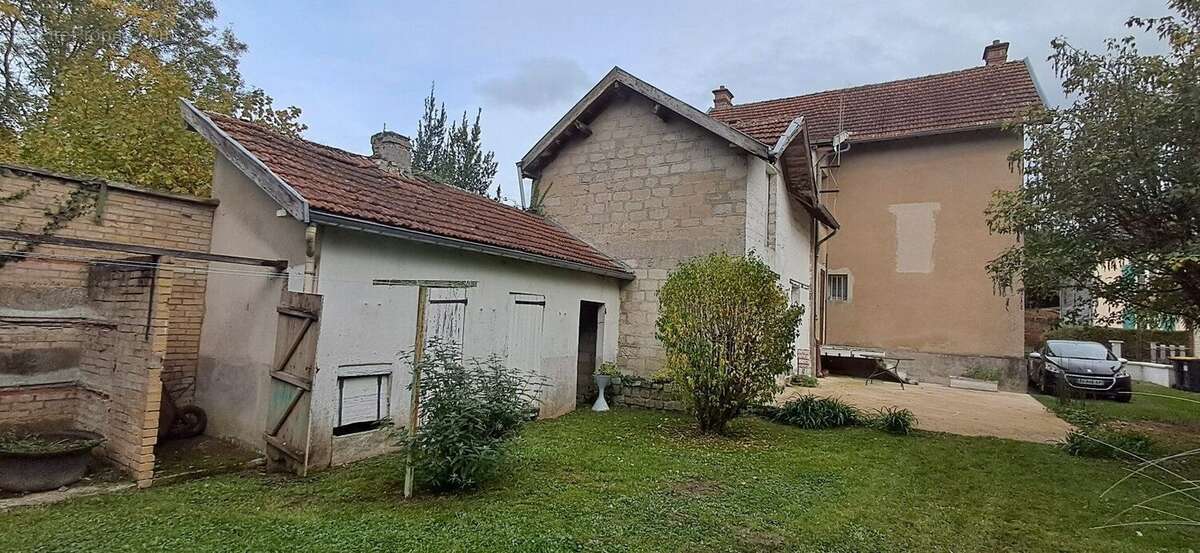 Maison à SAULCES-MONCLIN