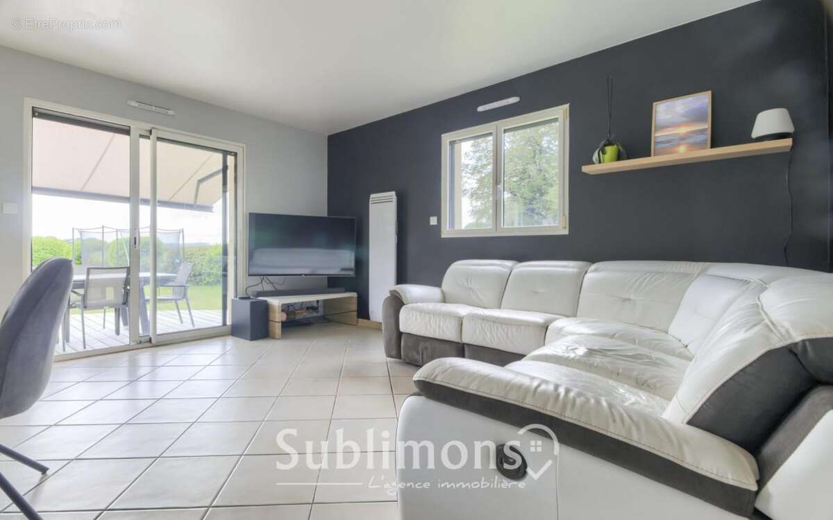 Maison à GRAND-CHAMP