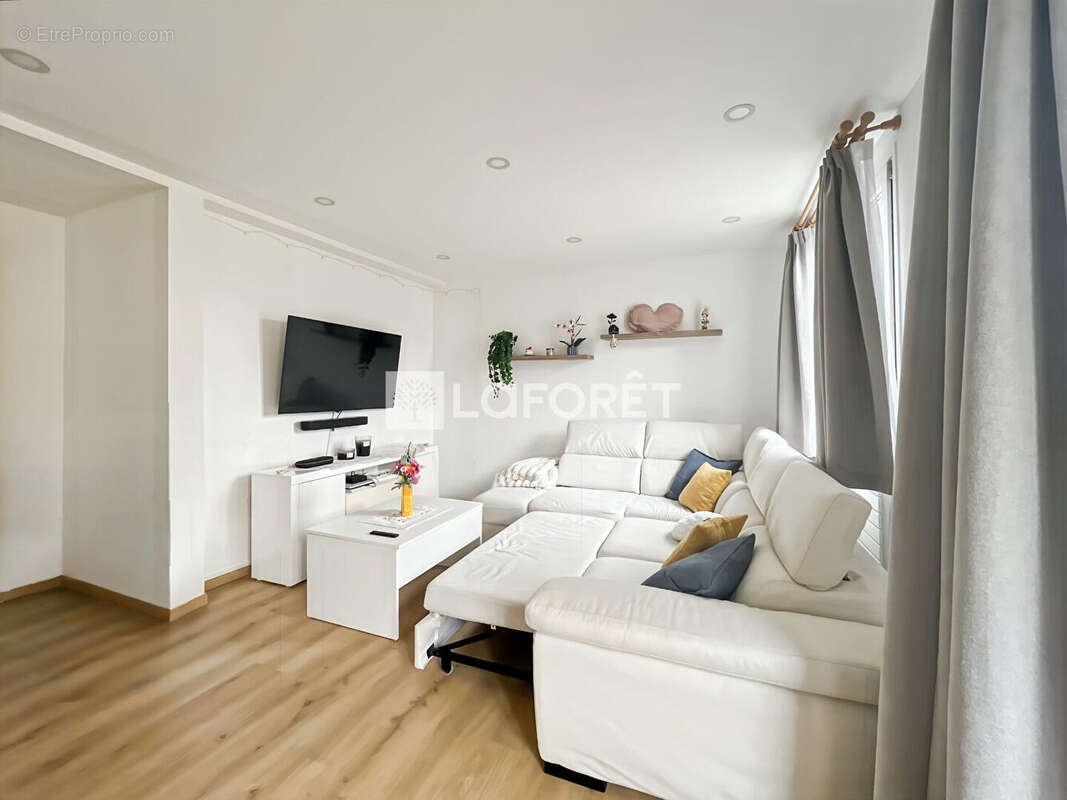 Appartement à MAISONS-ALFORT