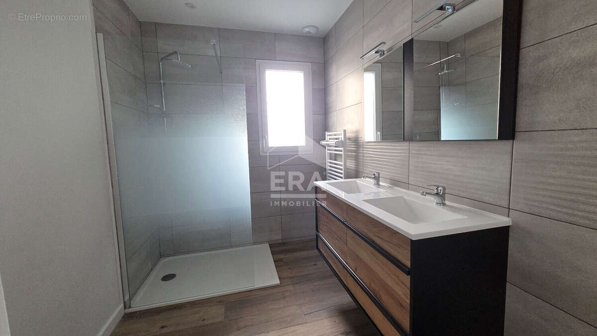 Maison à BELIN-BELIET