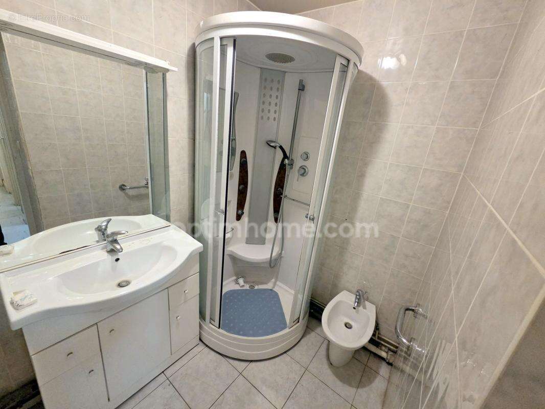 Sarcelles - Place Charcot - Appartement 3 pièces - 72 m2 - Balcons - 1er étage - 142 000 € FAI - photo 11