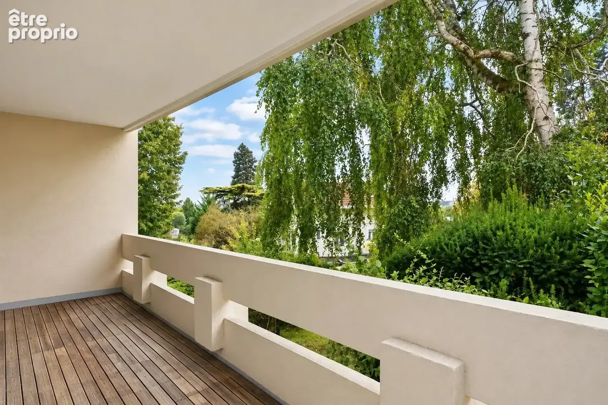 Appartement 2 pieces  59 m² - terrasse 14 m² - au calme - cave et parking - photo 11
