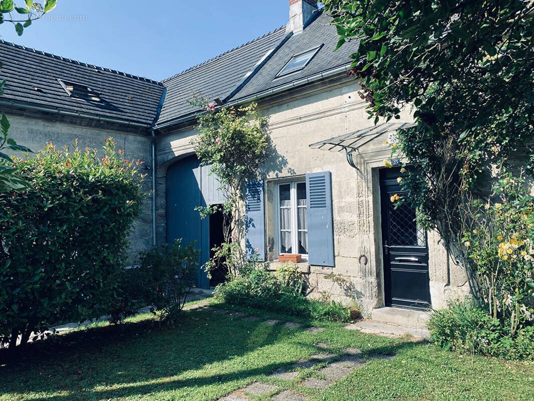 Maison à CUISE-LA-MOTTE