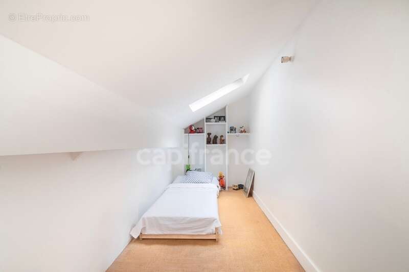 Paris XIème - Quartier Popincourt - Impasse privée - Appartement/Maison esprit loft 98m2 - photo 13