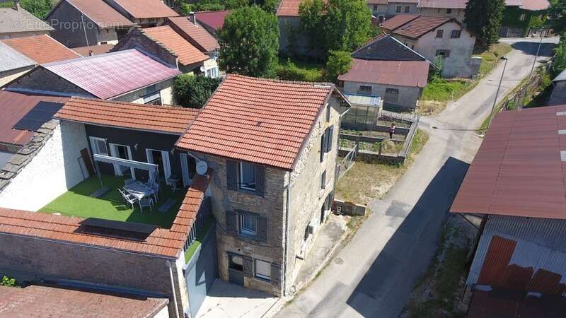 Maison à vendre 5 pièces ORDONNAZ (01) - photo 5