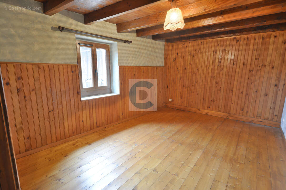 Maison à CERNEX