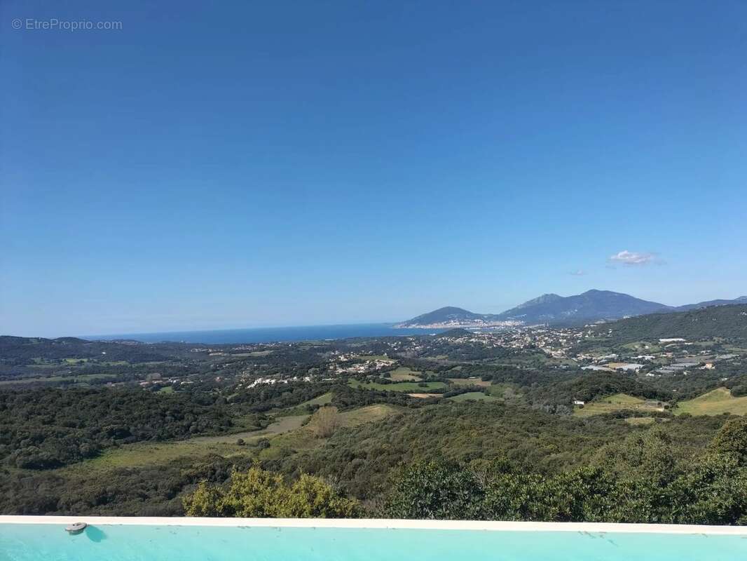 Maison à ECCICA-SUARELLA