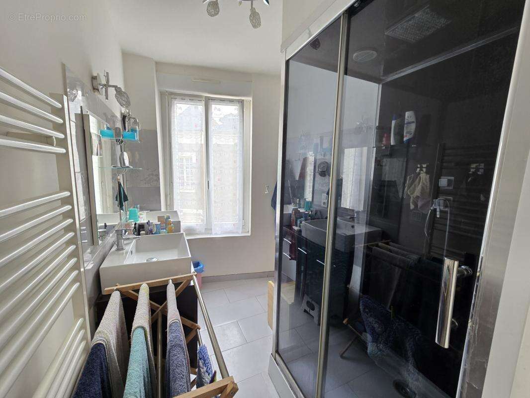 Maison à AUVERS-LE-HAMON