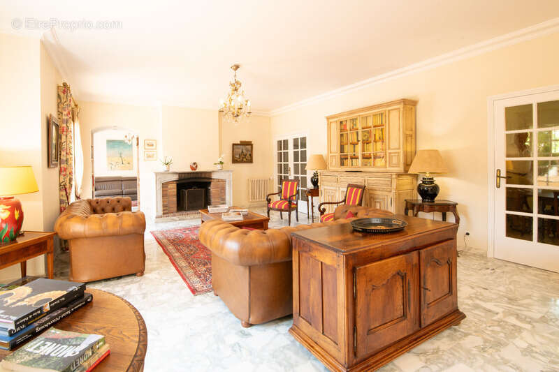 Maison à SAINT-RAPHAEL