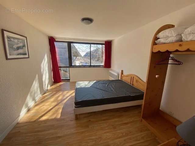 Appartement à COMPAINS