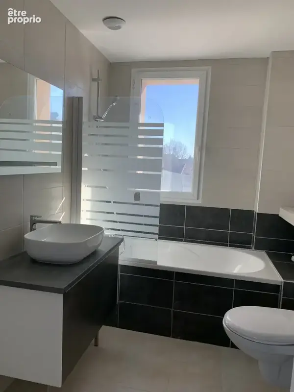 SARREGUEMINES F4 - 2 terrasses - parking intérieur - ascenseur - photo 12