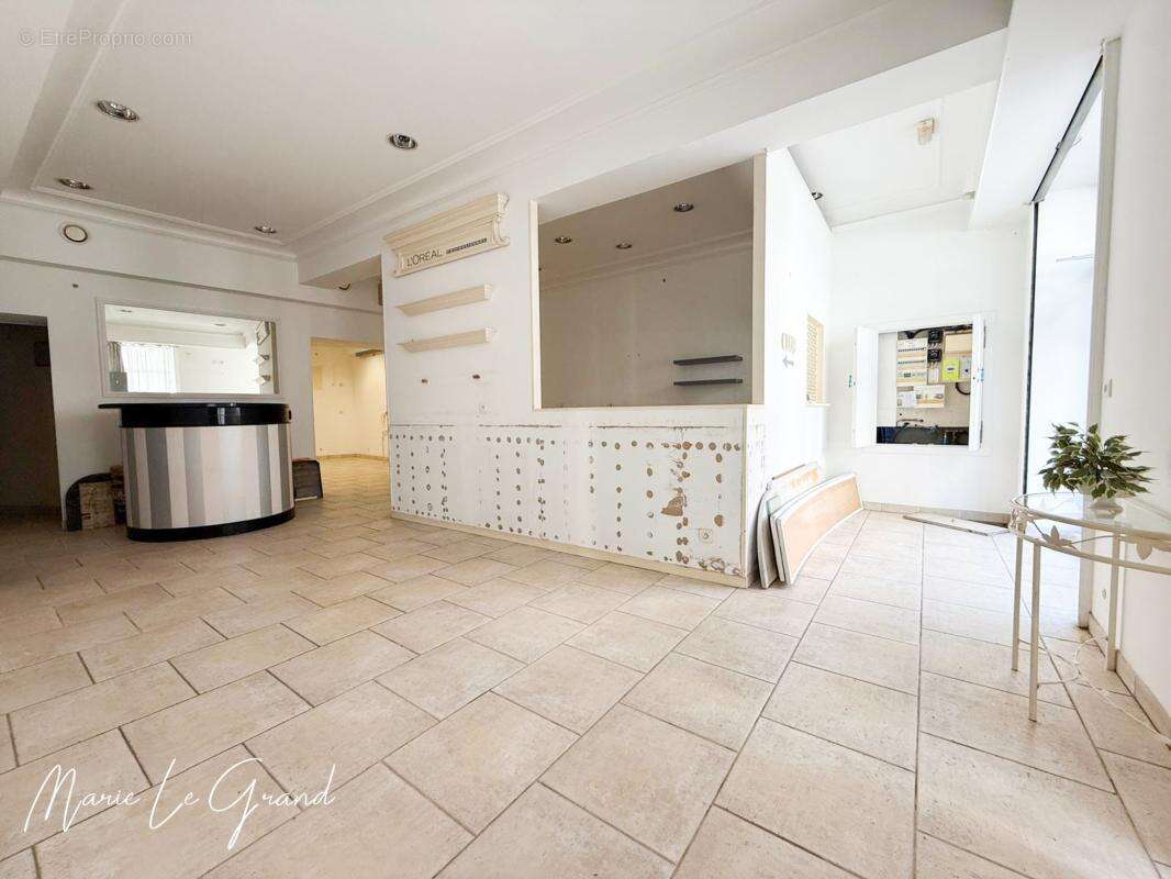 Maison 238 m² à Castres  - photo 17