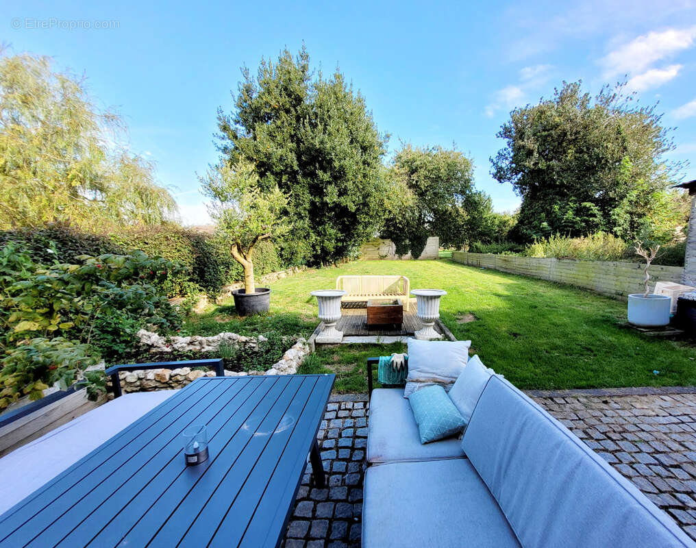 Maison à ARNOUVILLE-LES-MANTES