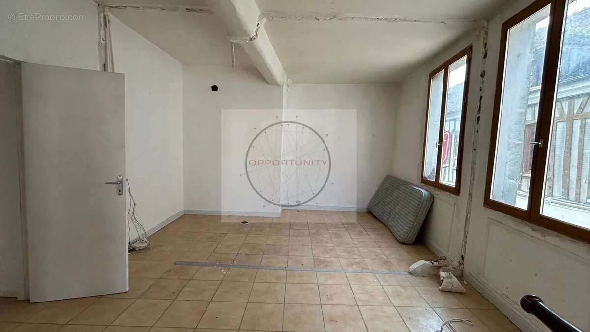Appartement 400 m² à Bray-Sur-Seine  - photo 12