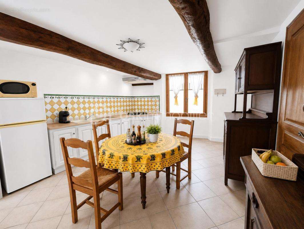Maison à SALERNES