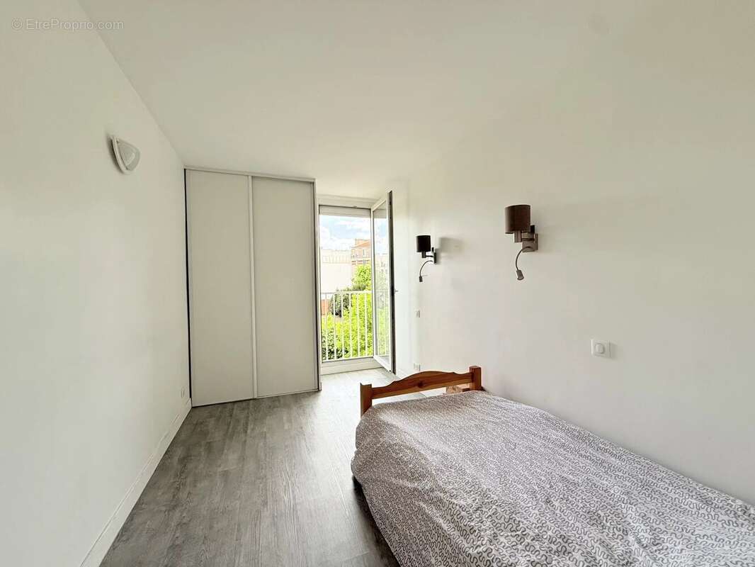 Appartement à AUBERVILLIERS
