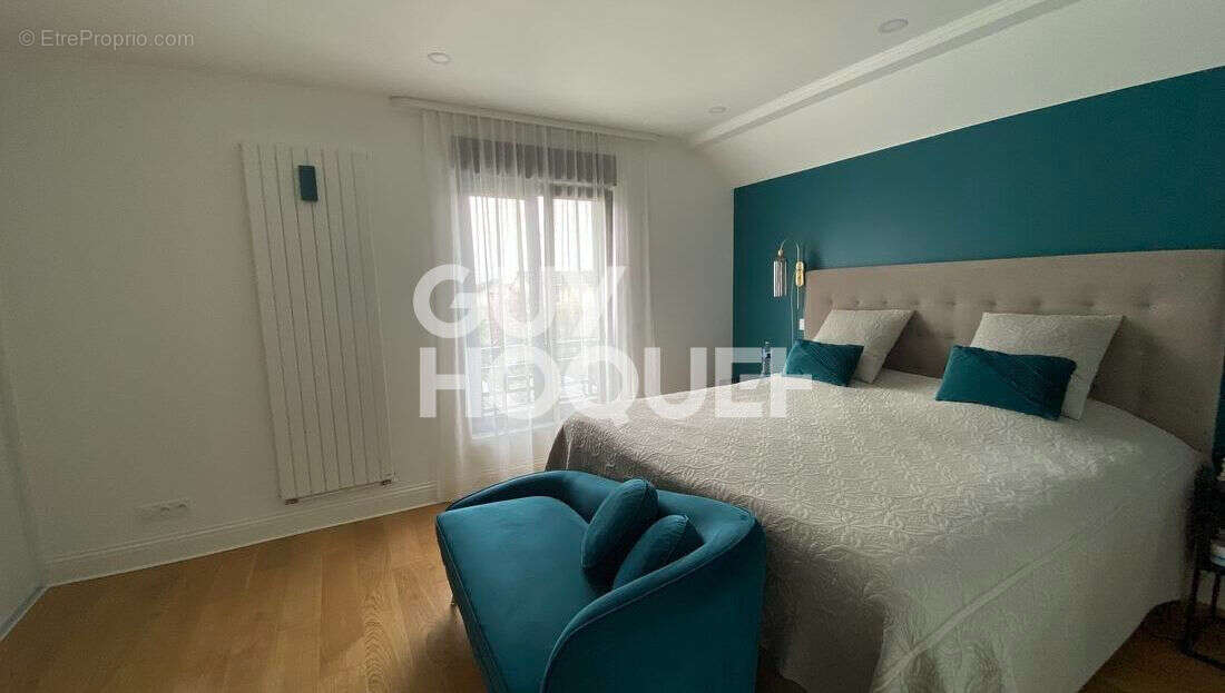 Maison à LES PAVILLONS-SOUS-BOIS