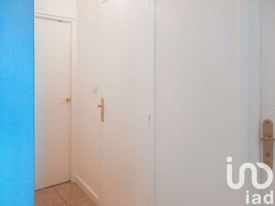 Photo 8 - Appartement à CHOISY-LE-ROI