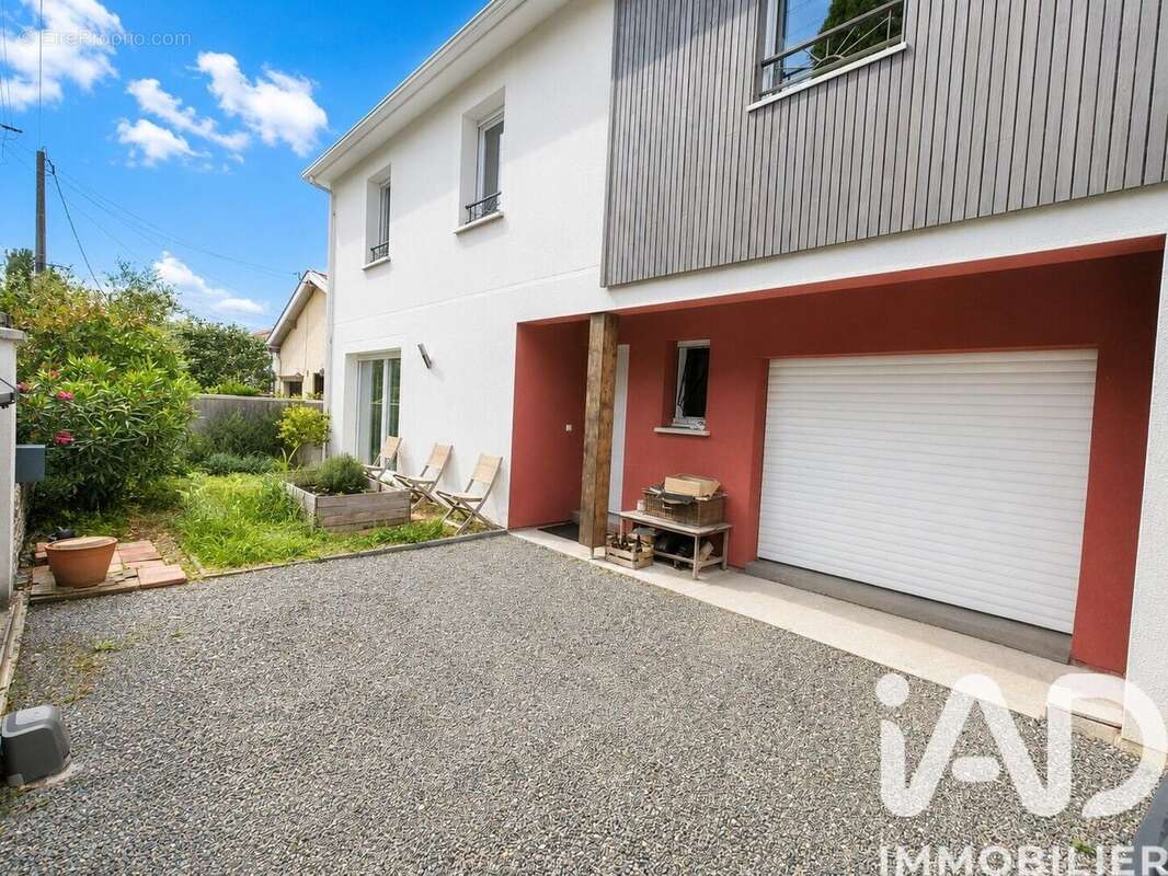 Photo 2 - Maison à BEGLES