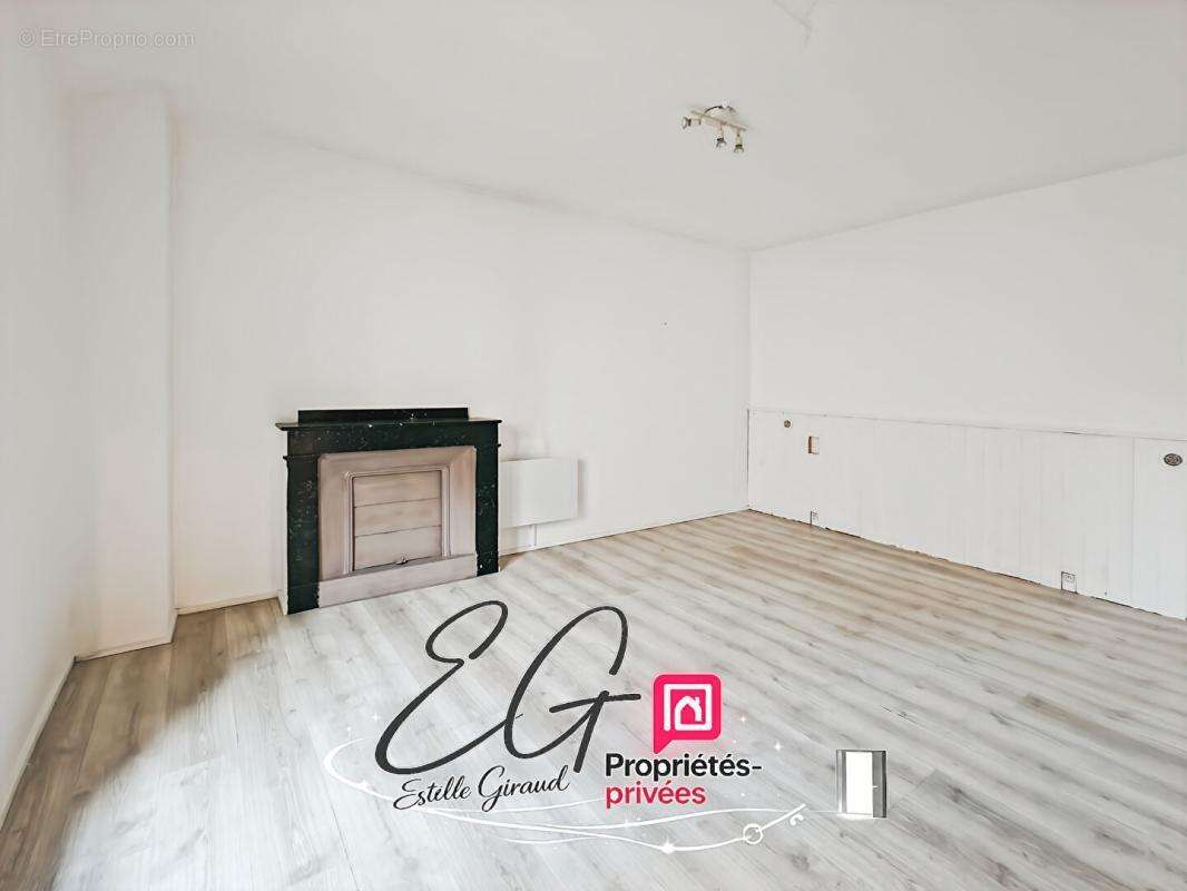 Maison de village avec cour, balcon et terrasse - Idéale premier achat ou investissement locatif - photo 9