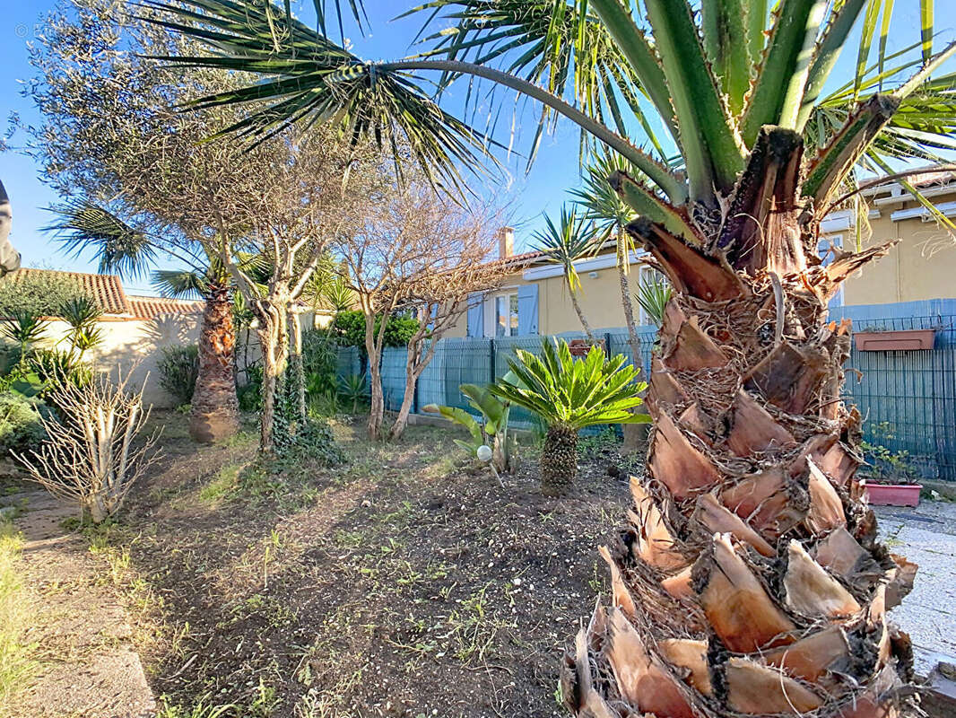 Maison à CHATEAUNEUF-LES-MARTIGUES