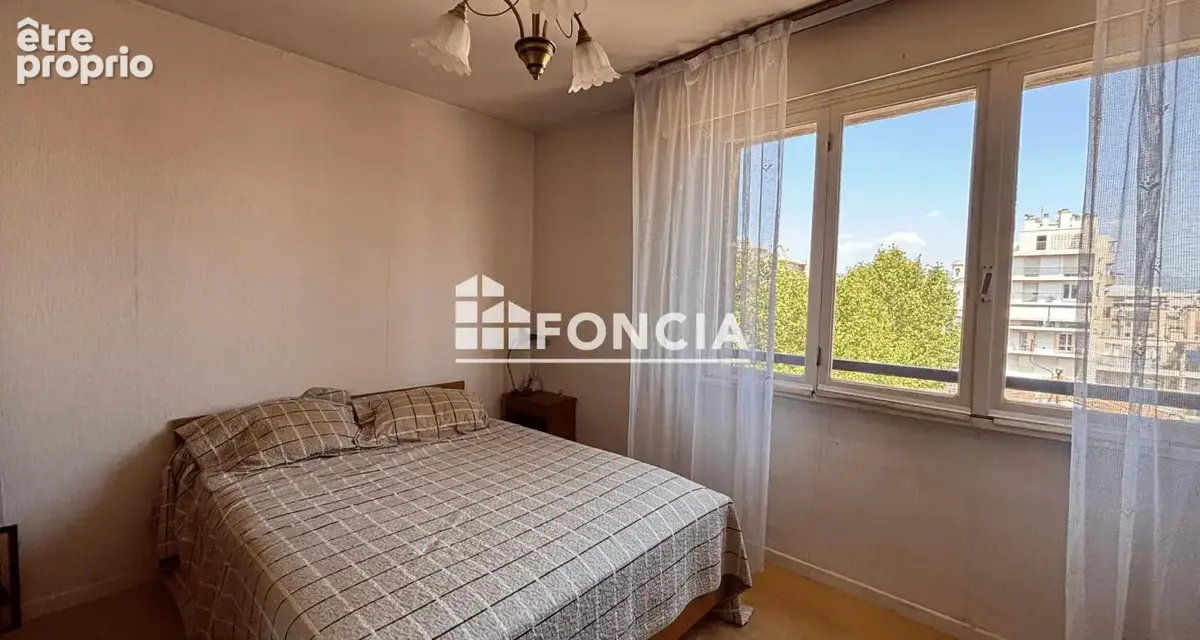 CHARTREUX – Appartement Type 3 de 76 m² avec balcon et loggia au 7eme étages sur 8 - photo 6