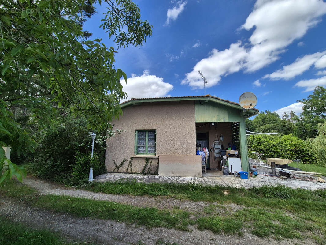 Maison à MAUVEZIN