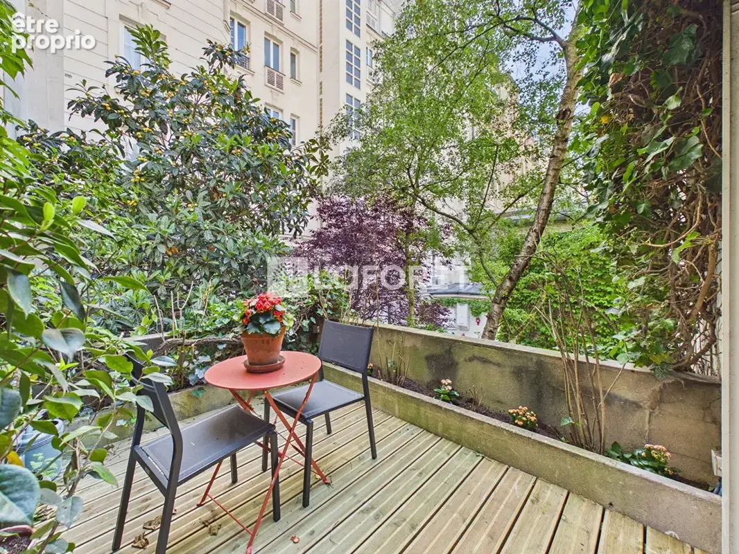 Loft avec terrasse - elegant - verdoyant - calme - rare - photo 5