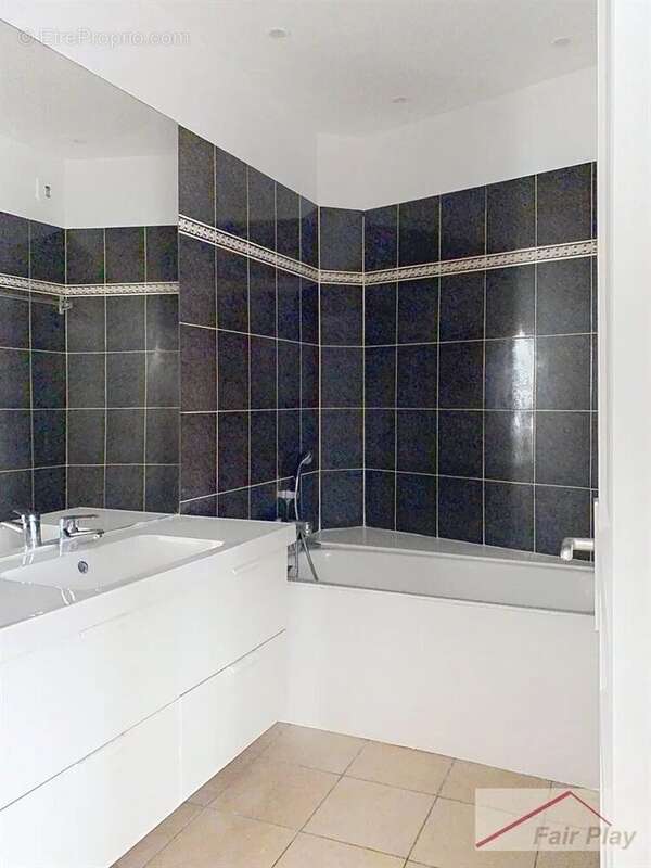 Appartement à PARIS-3E