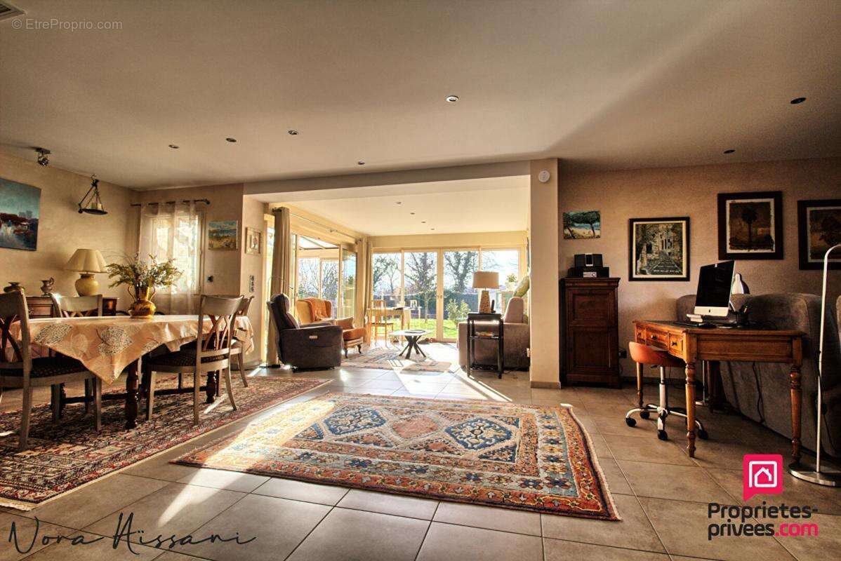 Maison Mont Sous Vaudrey 6 pièce(s) 195 m2 - photo 5