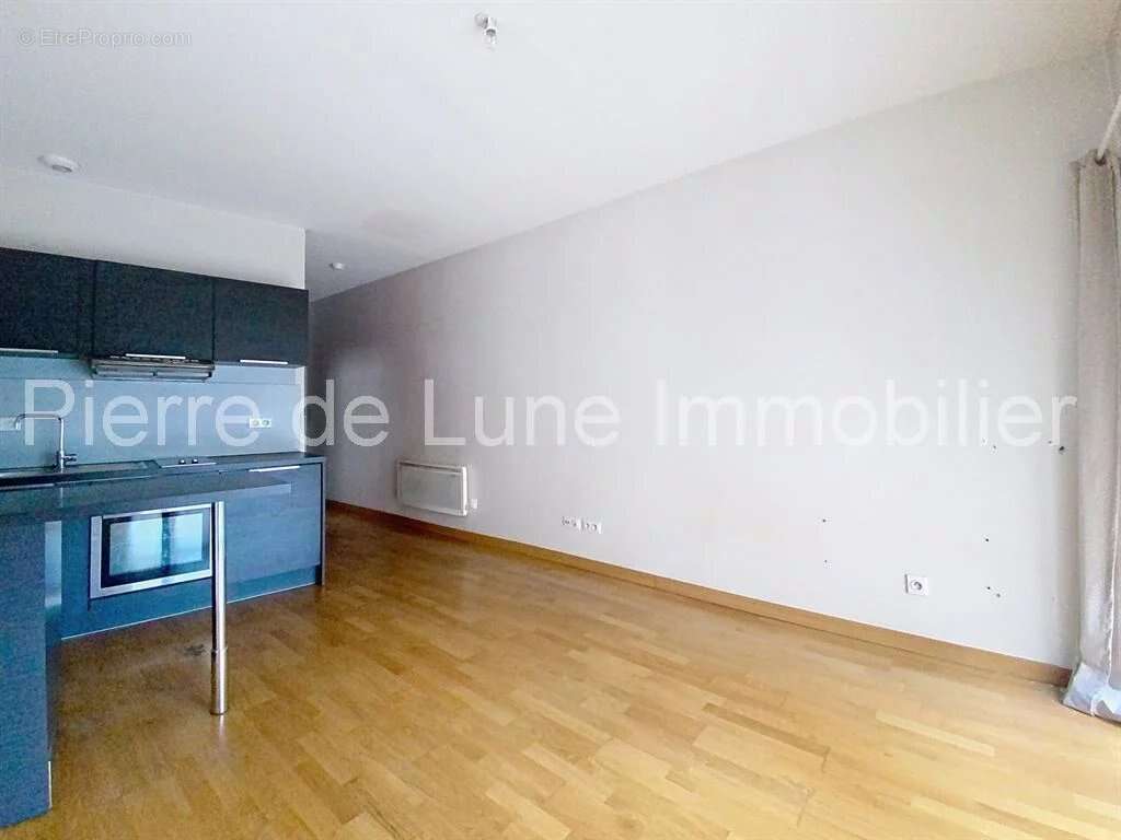 Appartement à LYON-5E