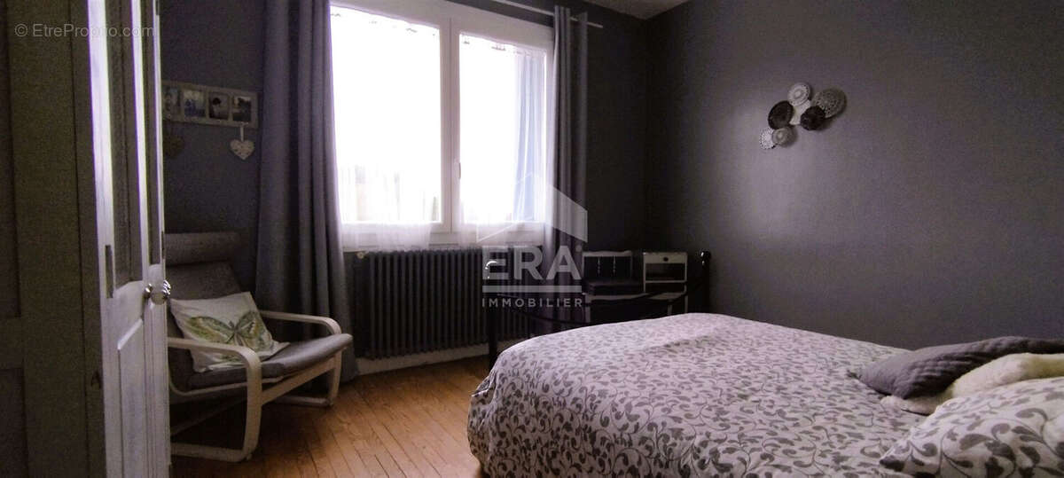 Maison à PORT-SAINTE-MARIE