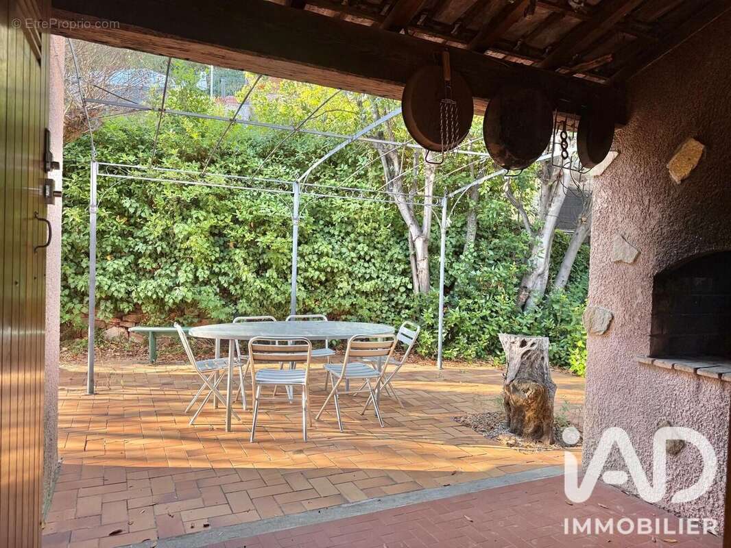 Maison 166 m² à Toulon  - photo 5