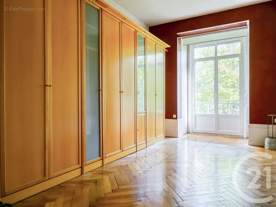 Appartement à LYON-7E